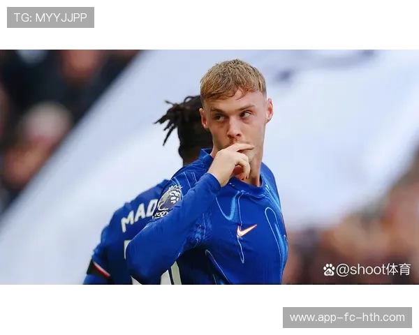 切尔西帕尔默低平球制造混乱致命一击